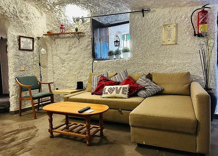 Casa Cueva Hondo Altos De *